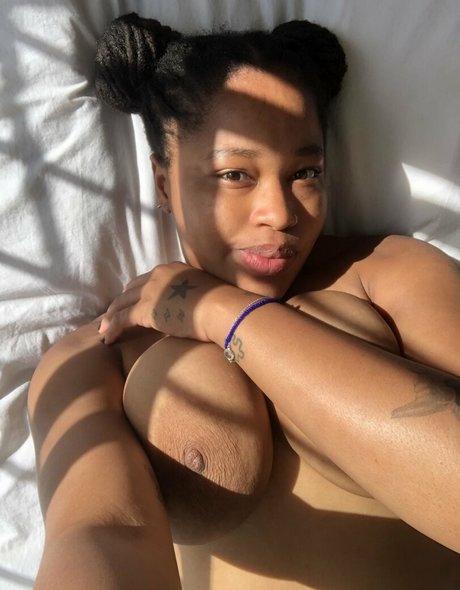 The Mermaid Diaries onlyfans leajs