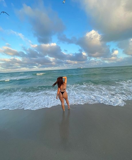 taylor devriendt porn onlyfans