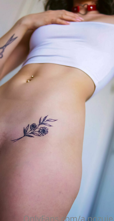 a pozuje onlyfans desnuda