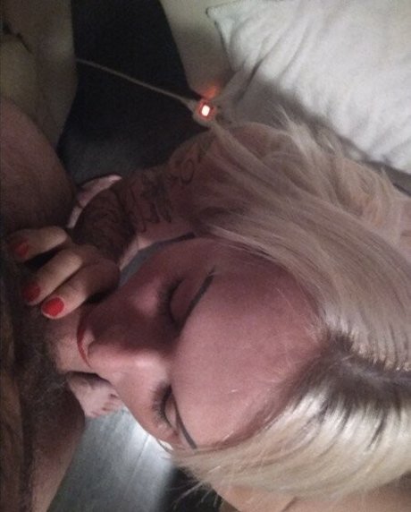 barbika000 onlyfans striptease