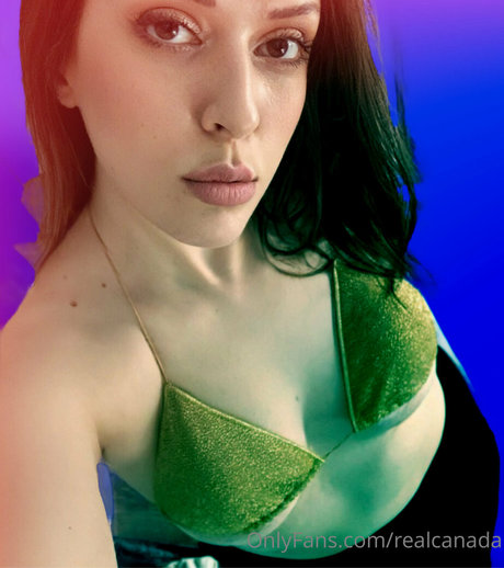realcanadaali onlyfans nude leak