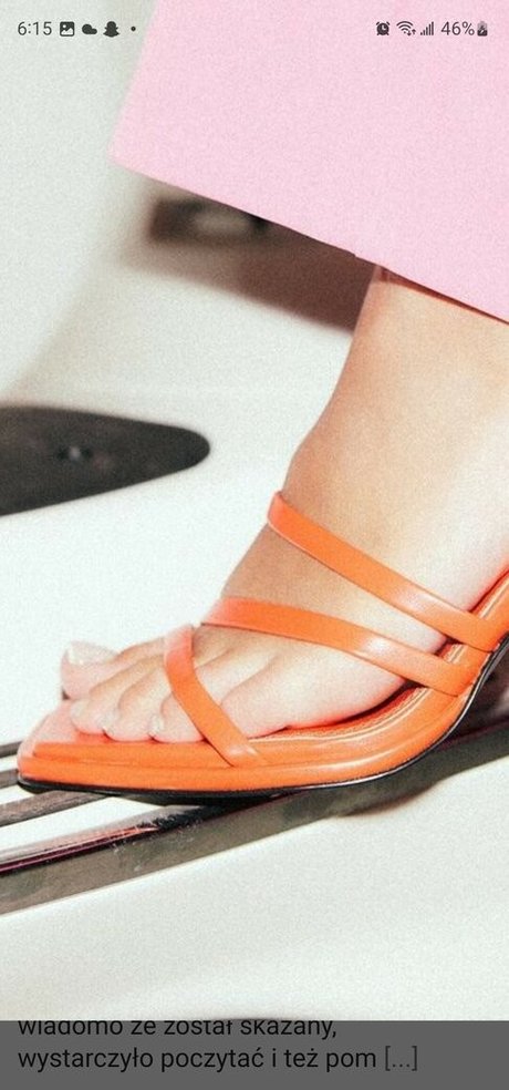 Julia Wieniawa onlyfans nude pics