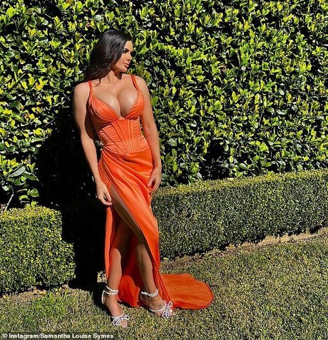 Samantha Symes onlyfans naked pics