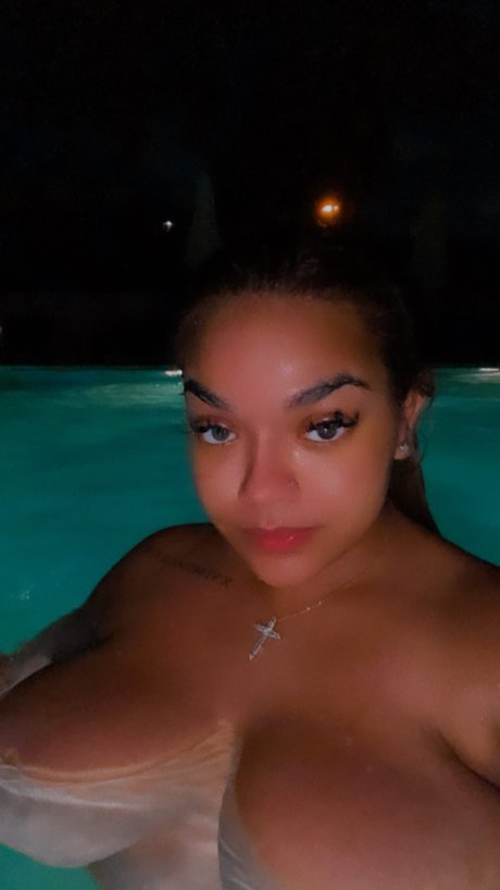 Almightyysoso nude onlyfans pics