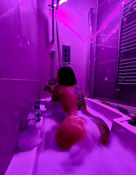 Kayla Okaylaaa only fans content