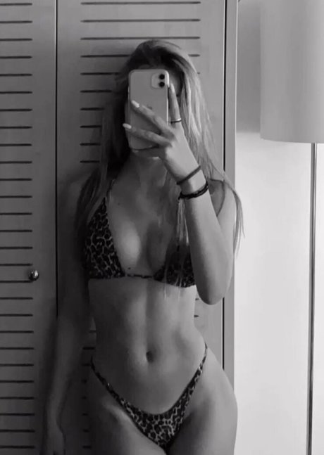 Arthemis Cuibari onlyfans porn leaked