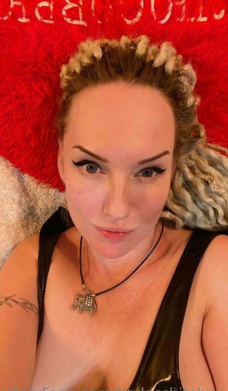 badassbitchxx onlyfans pics nude