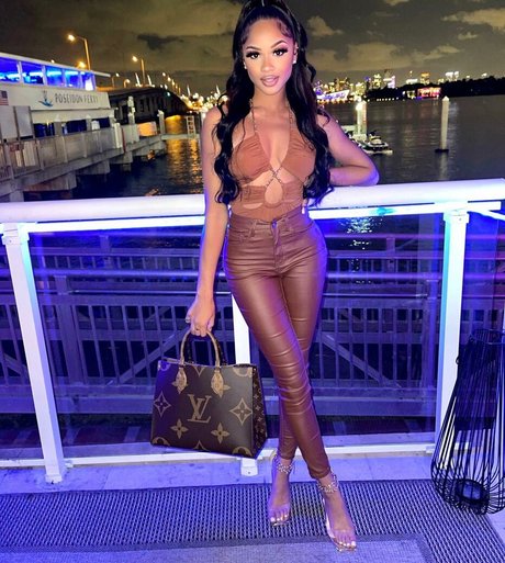 Breann Llewelyn onlyfans leaks