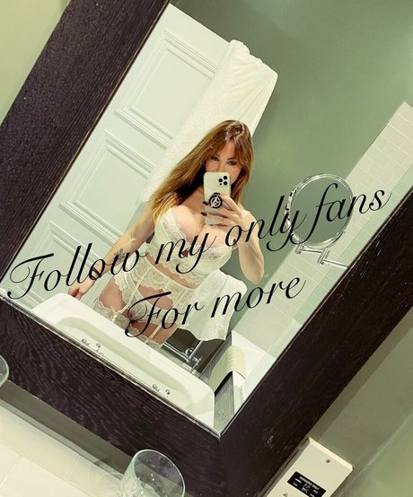 Evaevk modelpage nude on onlyfans