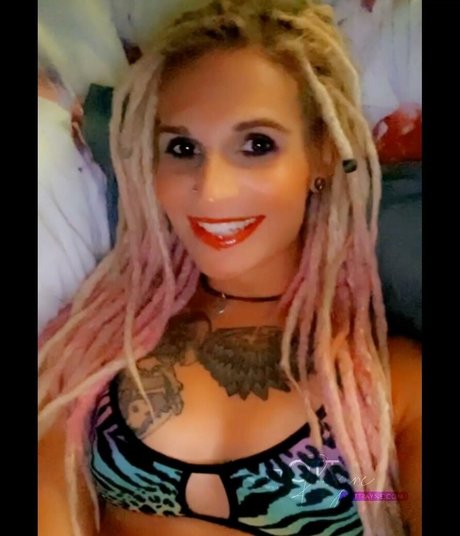 Hottrayne onlyfans lesk