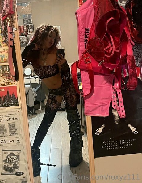 Roxyz111 onlyfans leak