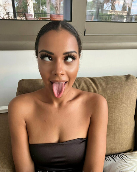 miamoonofficial xxx onlyfans