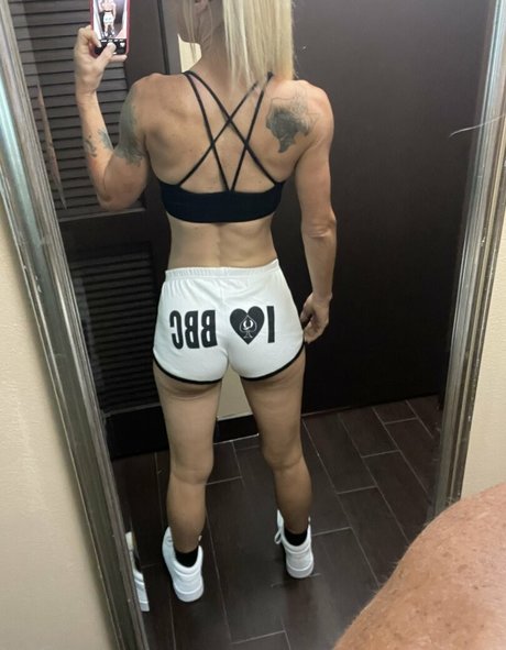 HotwifeRanch naked onlyfans leak