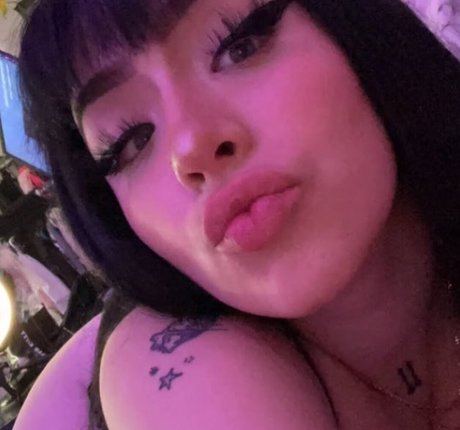 crystallxhub onlyfans naked