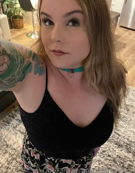 nipslipnovalynn onlyfans model