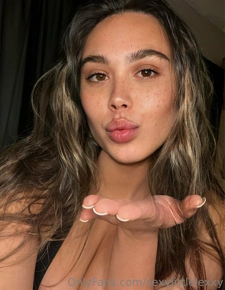 sexylittlelexxy leaked porn onlyfans