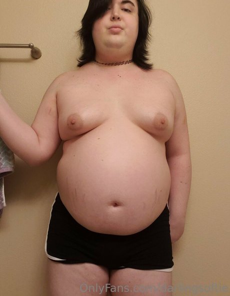 darlingsoftie onlyfans posts