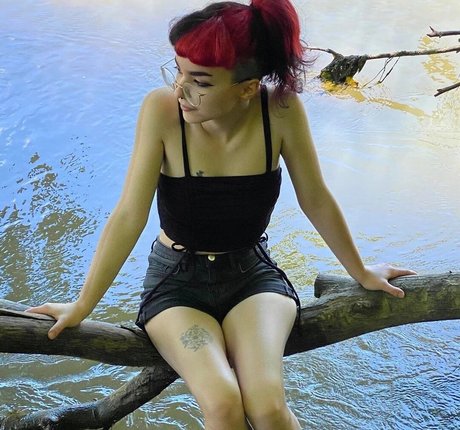 Ultraviolet darling leaked nude onlyfans