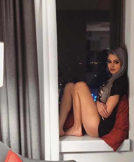 Farbenfuchs onlyfans explicit content