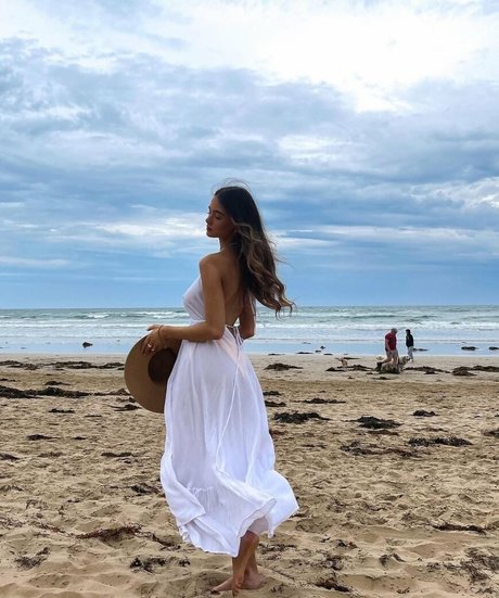 Ella Grace Cervetto onlyfans model photo