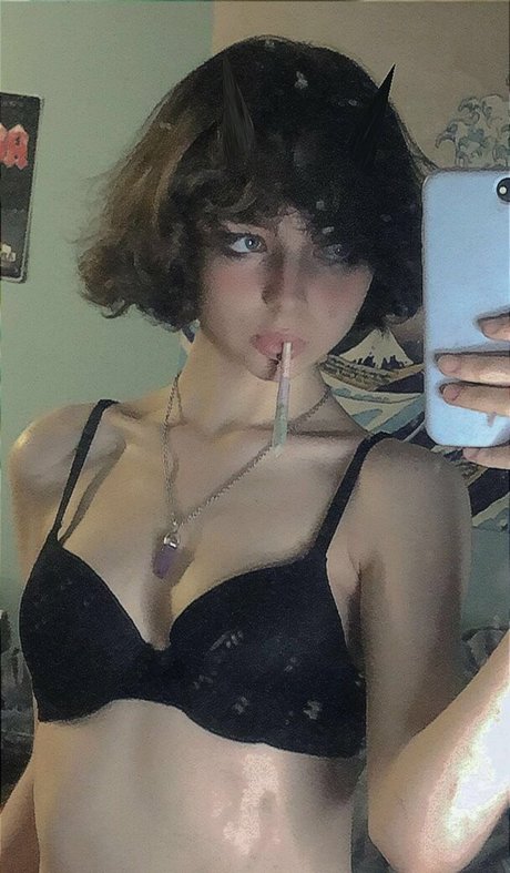 Little Pet onlyfans naked leaks