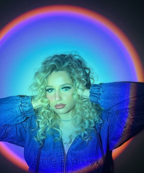 Brylee only fans pics