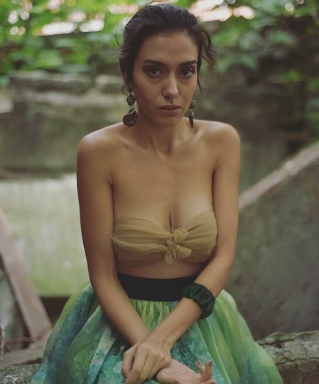 Asli Sevi xxx onlyfans