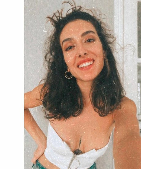 Asli Sevi nudes onlyfans leak