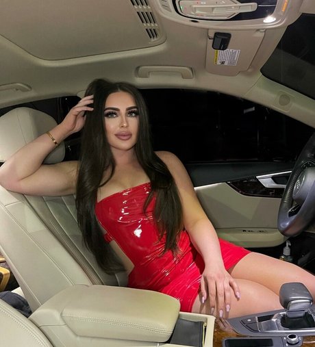 Mamiii onlyfans striptease