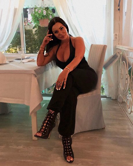 Kristina Karieva only fans naked