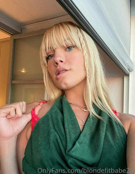 blondefitbabe28 onlyfans star