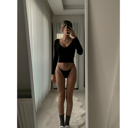 freerainbowsena onlyfans porn