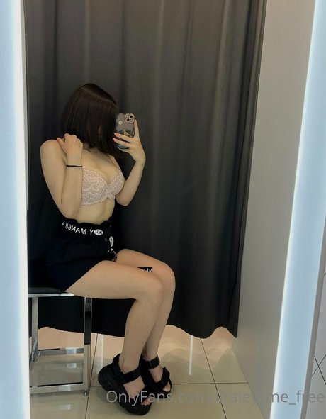 liraley me free only fans leaked