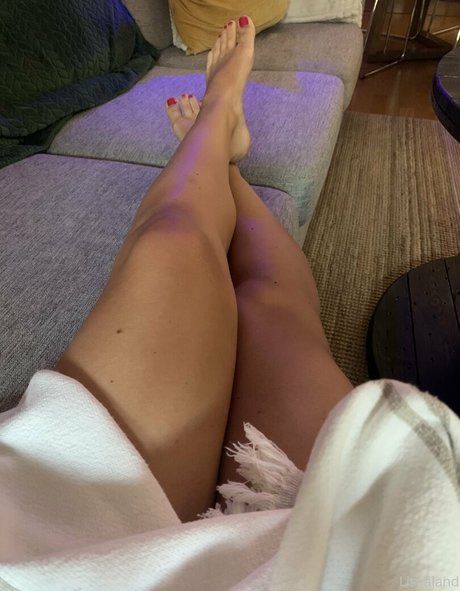 lisaalandvip feet onlyfans