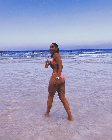 Jordan Coleman onlyfans strip tease