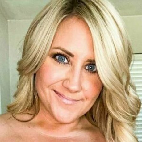 foxjanis onlyfans explicit content