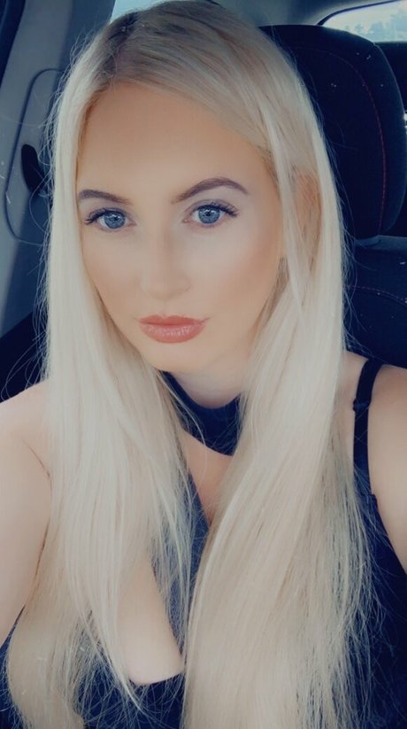 Kinkerbells1 onlyfans creator