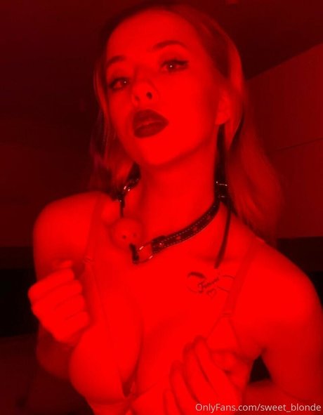 hot blonda onlyfans nude photos