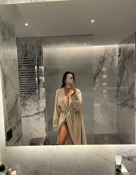 izemmaniaa onlyfans leaked pictures