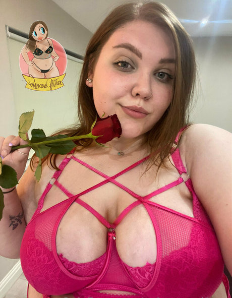 pr1ncessgl1tterfree leaked onlyfans photos
