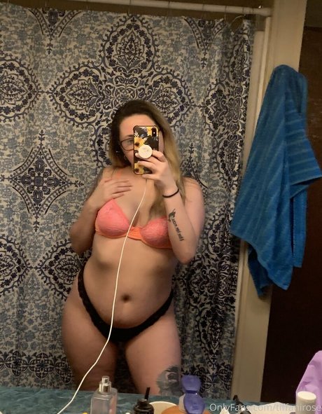 tiffanirose naked on onlyfans