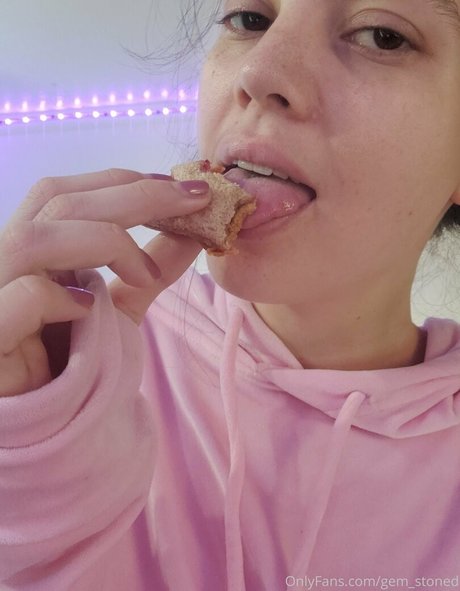 gem stoned onlyfans naked leak