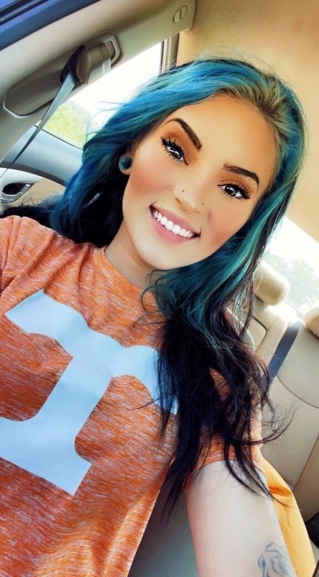 ladyjayyy23 onlyfans ass