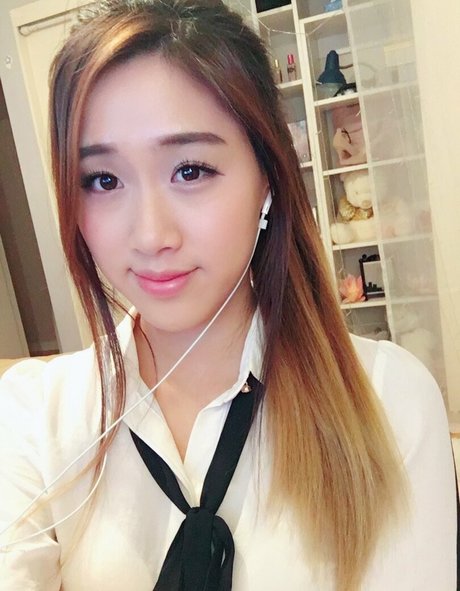 Yougelly pics onlyfans