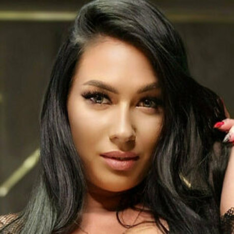 bonnie blake onlyfans tits