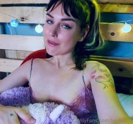 lia sierra only fans leaks porn