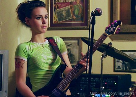 lia sierra leaked onlyfans sex