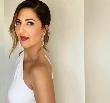 D Arcy Carden onlyfans leak porn