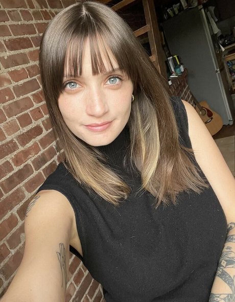 Alanah Mackie onlyfans