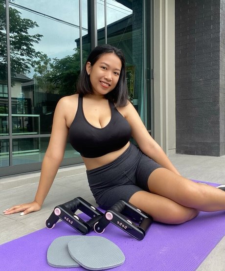 Aoy Chitchanok onlyfans photos